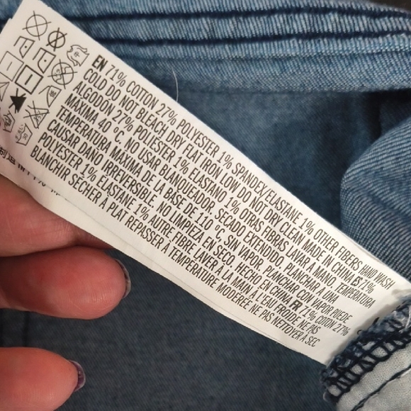 Forever 21+ Women's Dark Blue Ripped Skinny Jeans Size 14 - Picture 7 of 7